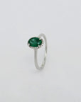 Ring mit 0,04ct TW-si Brillant und 0,80ct Smaragd in 750/18K Weißgold Gr. 54