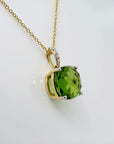 Kette und Anhänger mit 0,04ct TW-si Brillant u. 3,78ct Peridot in 750/18K Gelbgold