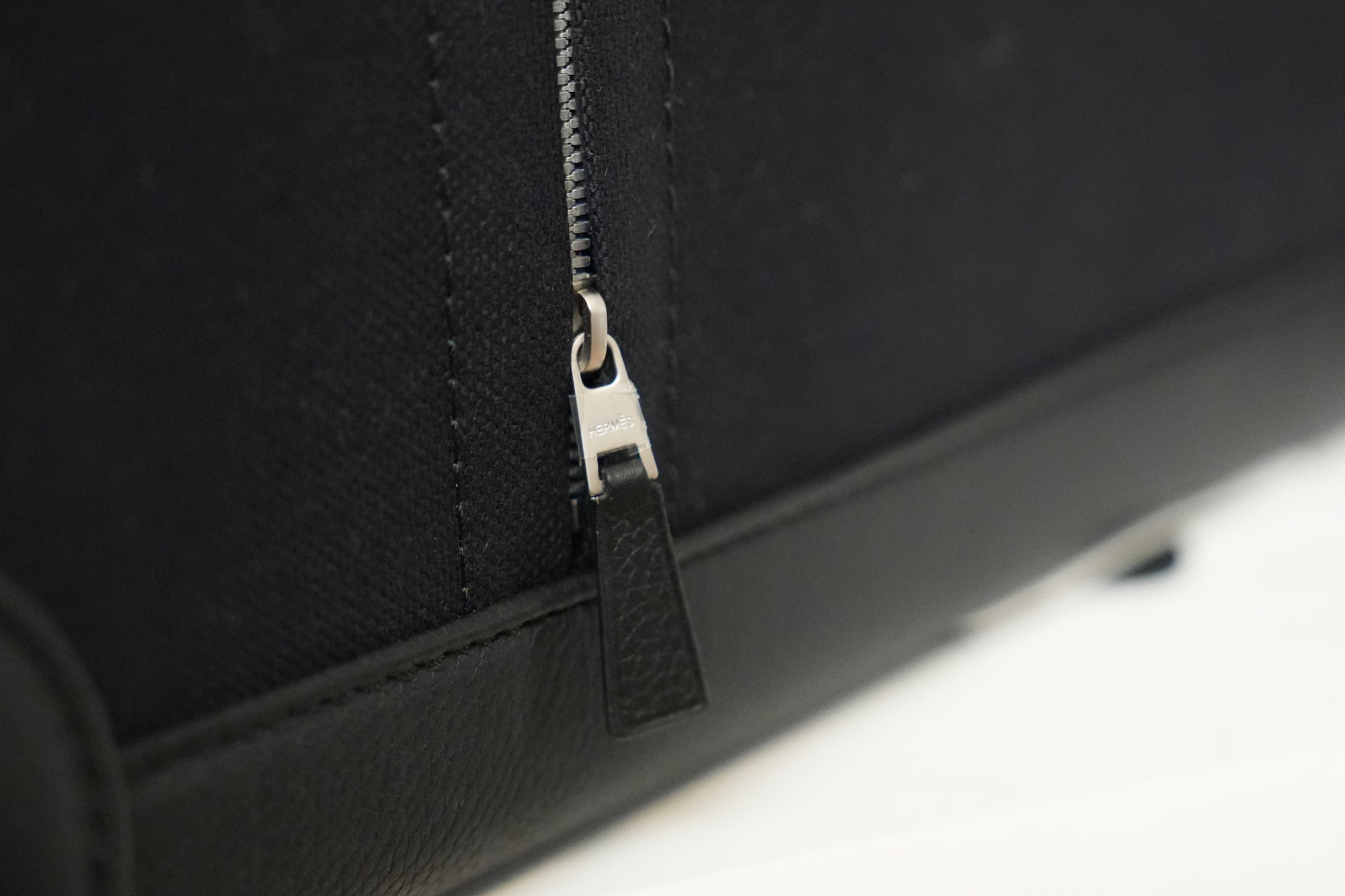 Hermès R.M.S. Cabin Suitcase mit Palladium Beschlägen in Noir