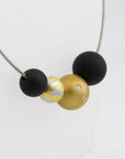 Niessing Schnur mit Kugeln und Brillant in 950`er Platin/18K Gold ca. 43,0 cm
