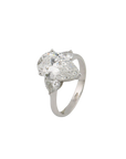 Ring mit 3,07ct E-vs2 + 0,64ct E-vs Diamant in 750/18K Weißgold Lab. Grown