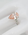 Ring mit 4,00ct pink-vs2 Dia. + 0,20ct E-vs Brillant 585/14K Weißgold Lab. Grown