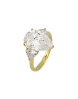 Ring mit 5,01ct E-vs2 + 1,04ct E-vs Diamant in 750/18K Gelbgold Lab. Grown