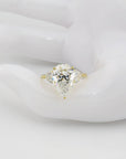 Ring mit 5,01ct E-vs2 + 1,04ct E-vs Diamant in 750/18K Gelbgold Lab. Grown