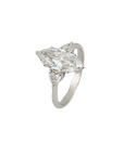 Ring mit 2,00ct E-vs1 + 0,42ct E-vs Diamant in 750/18K Weißgold Lab. Grown